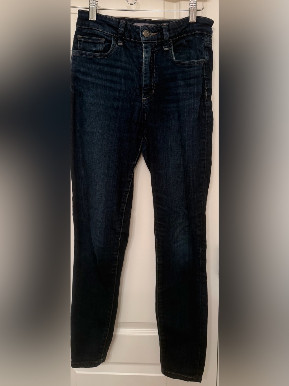 Oh so soft! Joe's Jeans Dark Blue Skinny Jeans size 25